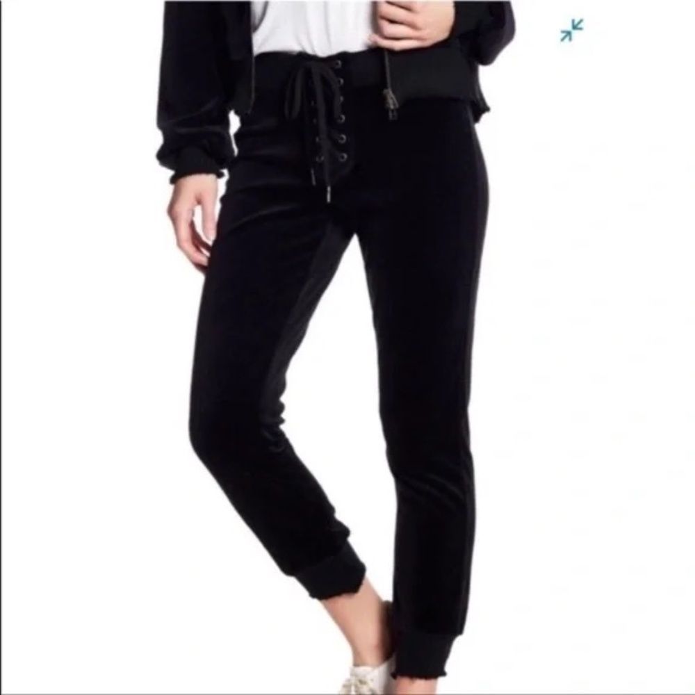 PAM & GELA Lace Up Velour Cropped Joggers F174